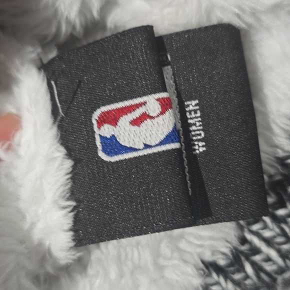 HOUSTON ROCKET BEANIE - Picture 3 of 4